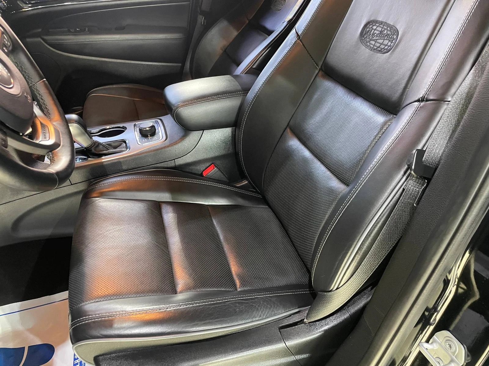 Jeep Grand cherokee 3.6 V6 ! Overland !, снимка 9 - Автомобили и джипове - 54133642