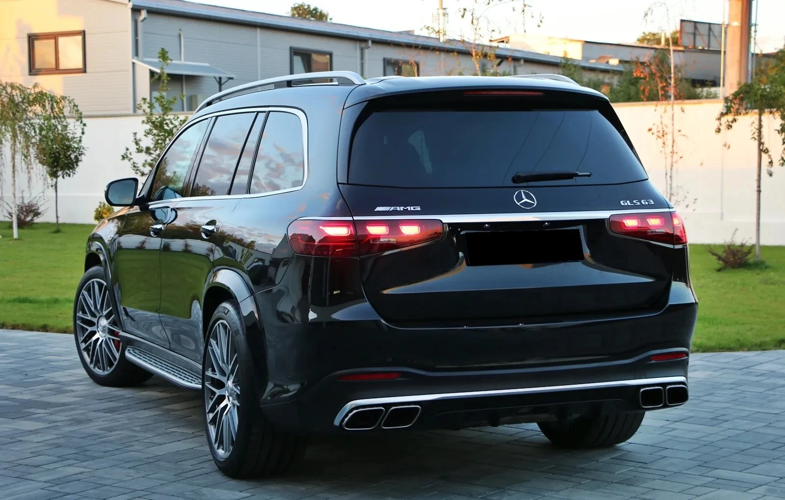 Mercedes-Benz GLS 63 AMG, снимка 3 - Автомобили и джипове - 54194388