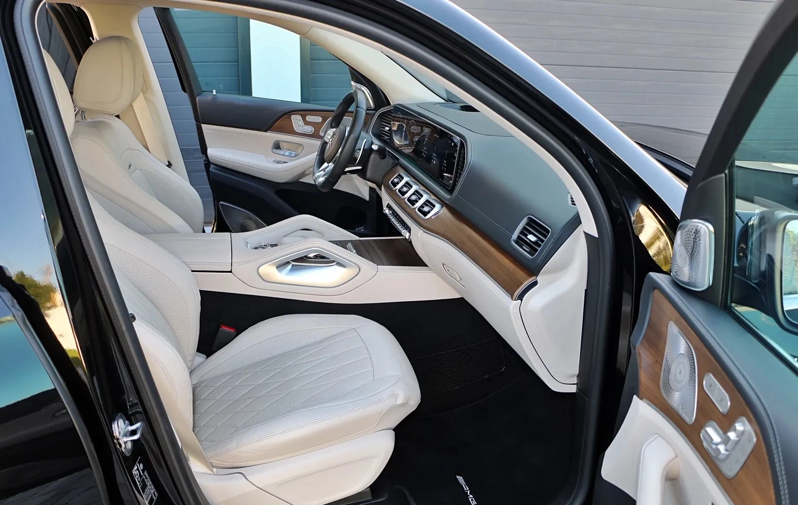 Mercedes-Benz GLS 63 AMG, снимка 12 - Автомобили и джипове - 54194388