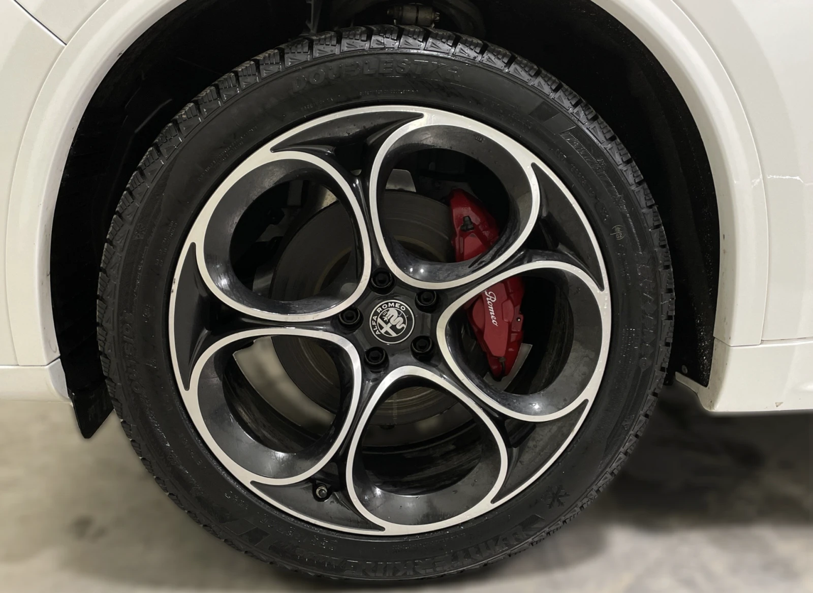 Alfa Romeo Stelvio AWD Ti SPORT / PANO/ H&K / RED NAPPA  | Mobile.bg � ����������� 9
