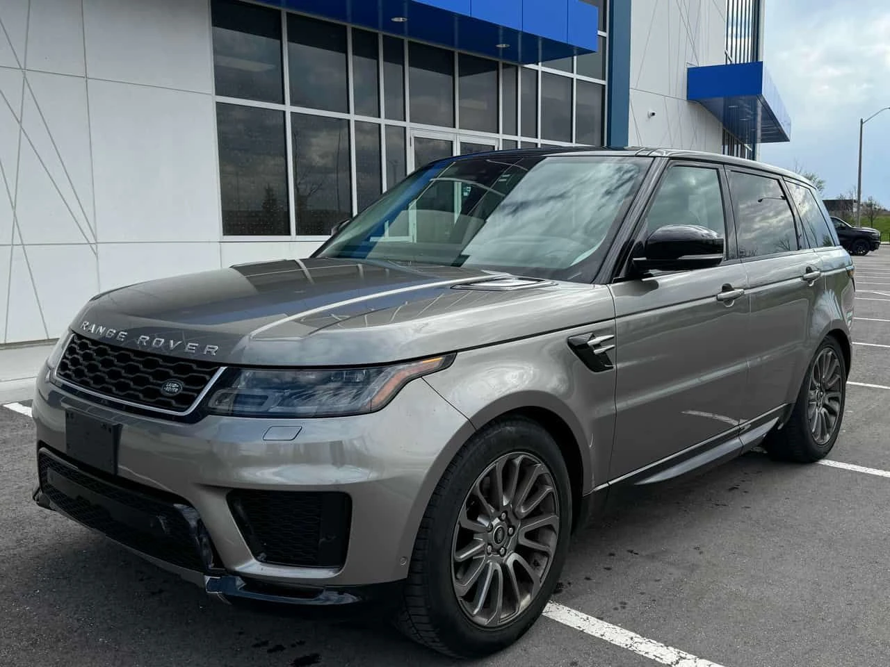 Land Rover Range Rover Sport * HSE * PANO * NAVI * ЛИЦЕНЗИРАН ДИЛЪР, снимка 12 - Автомобили и джипове - 54502262