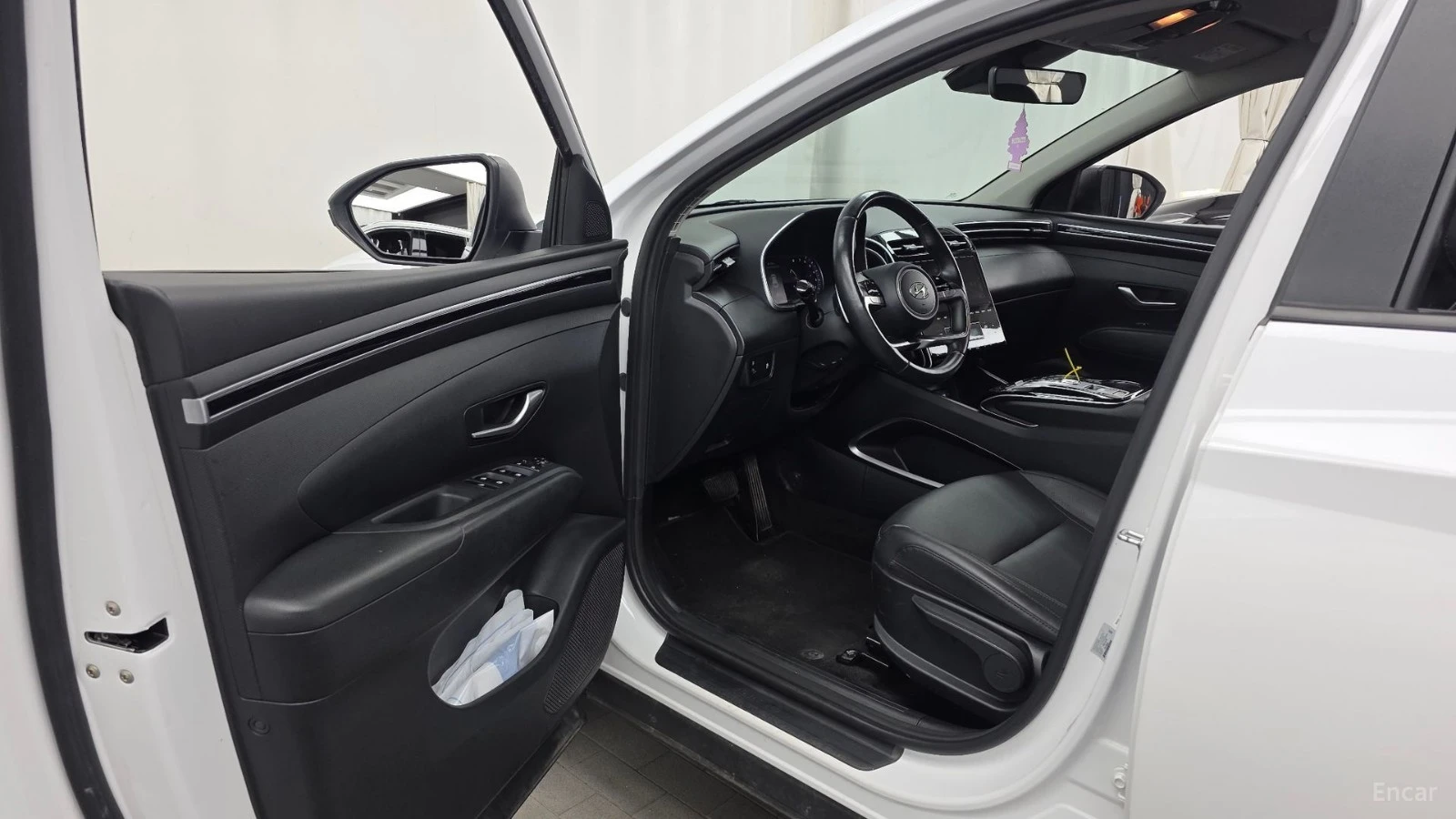 Hyundai Tucson Modern* ДИСТРОНИК* ПОДГРЕВ* ОБДУХВАНЕ* КАМЕРА* , снимка 8 - Автомобили и джипове - 55492346