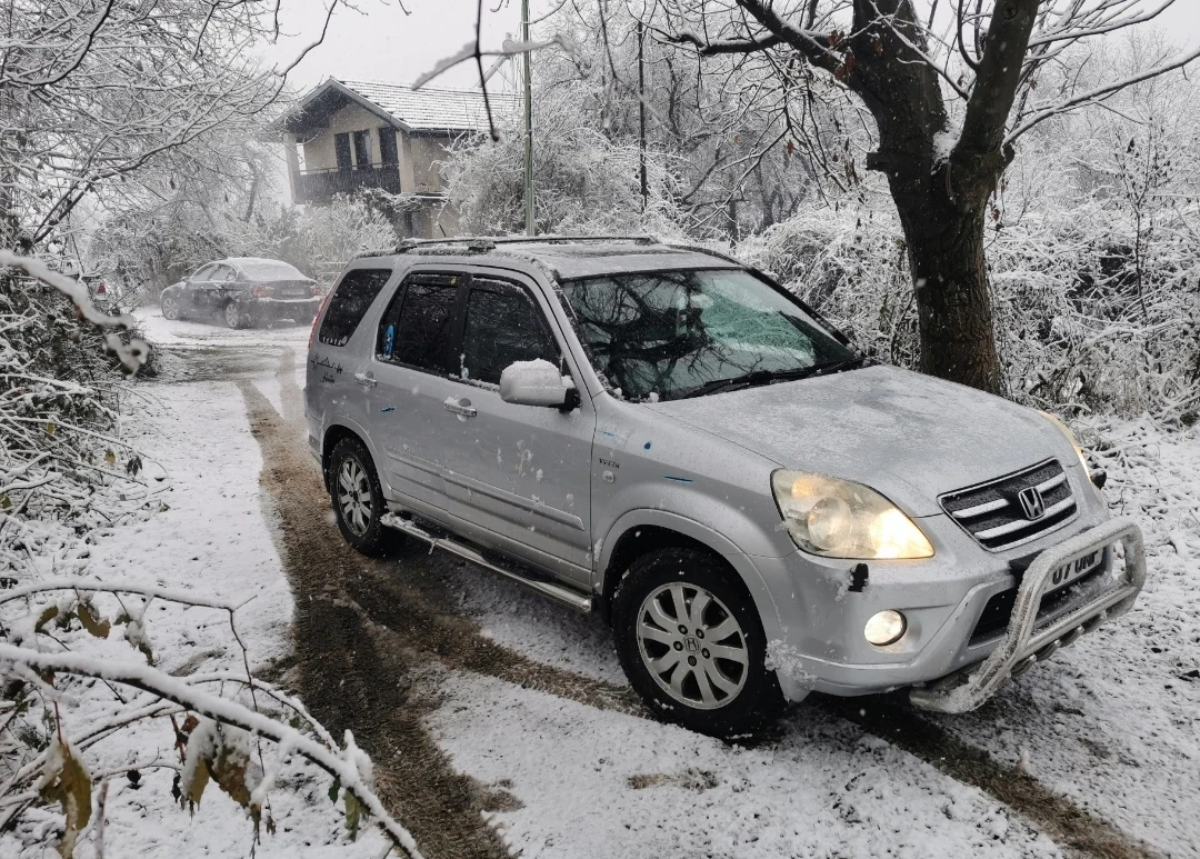 Honda Cr-v Executive, снимка 5 - Автомобили и джипове - 55817024