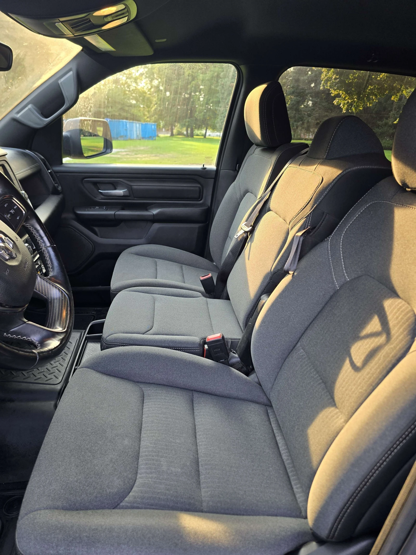 Dodge RAM 1500 Tradesman 4x4, АВТОКРЕДИТ, снимка 10 - Автомобили и джипове - 55963029