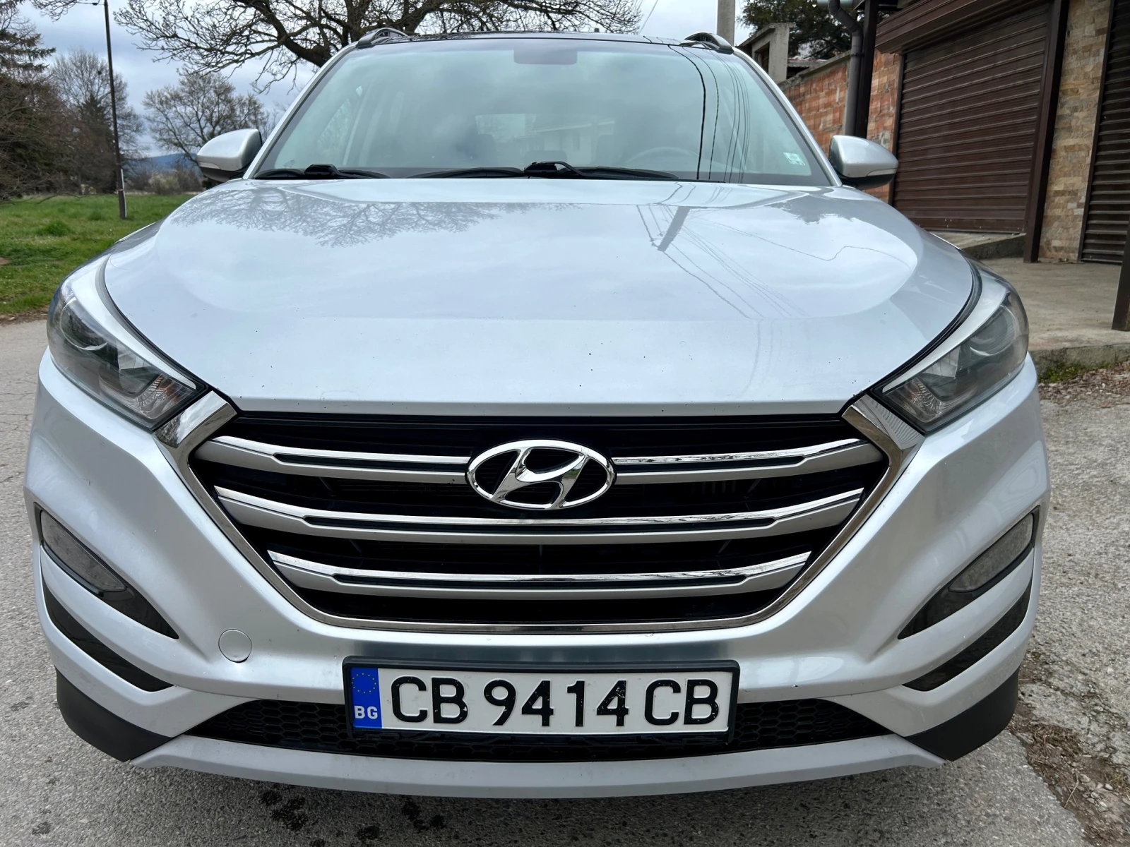 Hyundai Tucson 1.6T/4x4/Автомат, снимка 5 - Автомобили и джипове - 56042006
