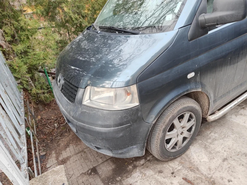 VW T5, снимка 4 - Бусове и автобуси - 48665591