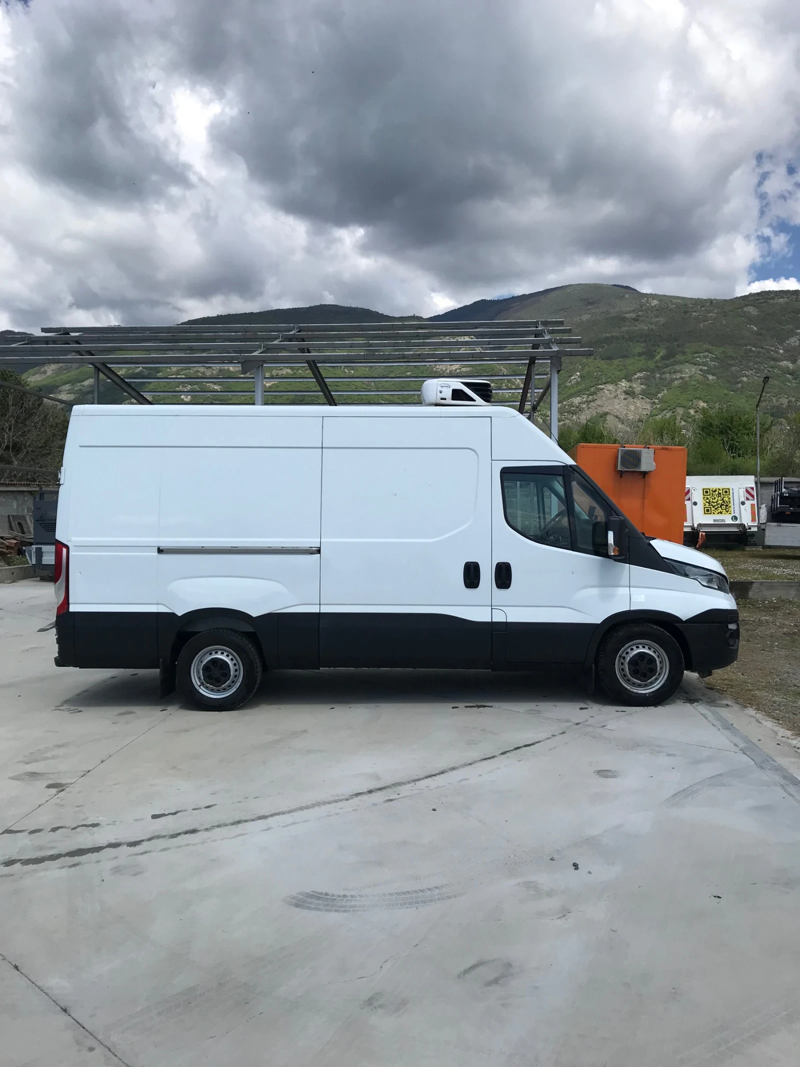 Iveco Daily 35-130 хладилен  - изображение 7