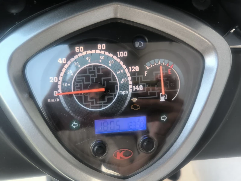 Kymco Agility 200i, на 12.350 км , 2014 година , снимка 4 - Мотоциклети и мототехника - 51762278