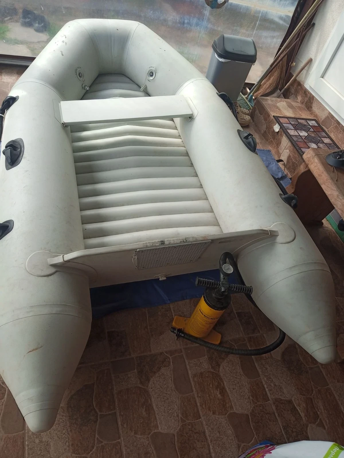 Надуваема лодка Mercury Mercury , снимка 4 - Воден транспорт - 54221578