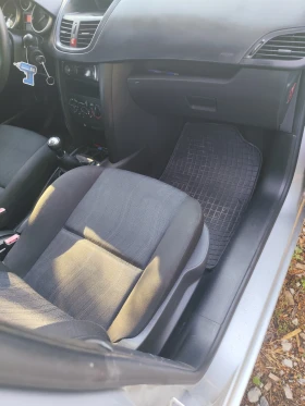 Peugeot 207 1.4i | Mobile.bg    17