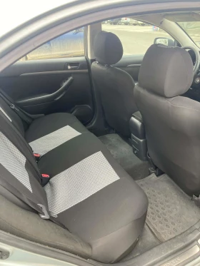 Toyota Avensis - 4000 € / 7823.32 лв. - 60989420 11