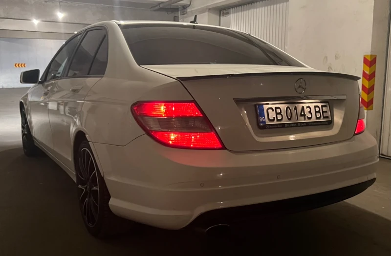 Mercedes-Benz C 200 Мотор 646, снимка 2 - Автомобили и джипове - 47384791