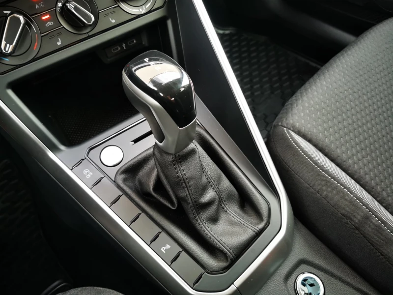 VW Taigo 1.0 LIFE DSG 85kw, снимка 10 - Автомобили и джипове - 51747272