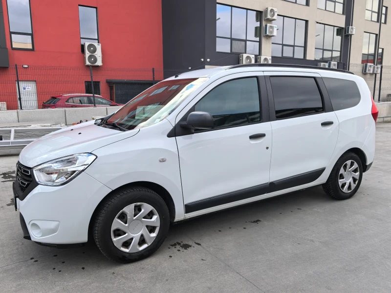 Dacia Lodgy 1.6i Газ/Бензин, снимка 2 - Автомобили и джипове - 48001401