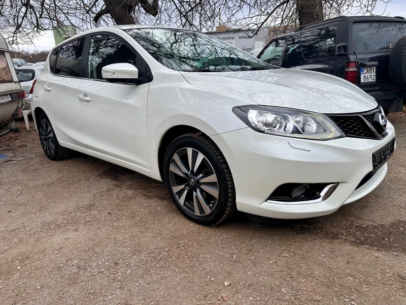 Nissan Qashqai 1.2i Pulsar 360 камери* Навигация* Дистроник* , снимка 1 - Автомобили и джипове - 49201217