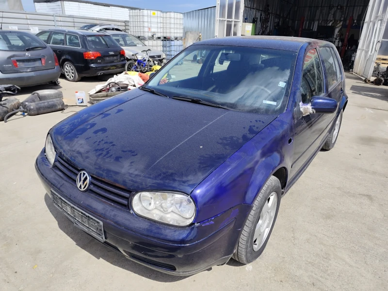VW Golf 4 - 1.6, снимка 2 - Автомобили и джипове - 50387684