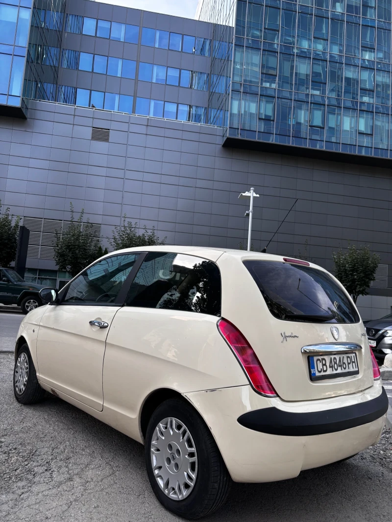 Lancia Ypsilon, снимка 4 - Автомобили и джипове - 52338020