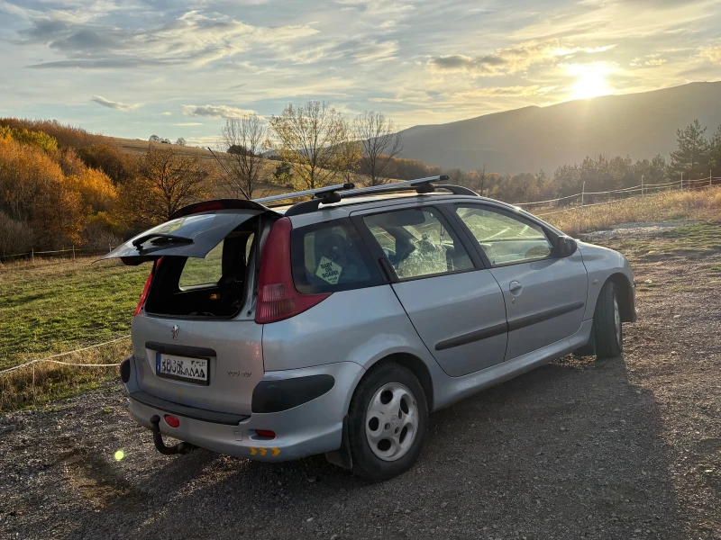 Peugeot 206 SW 2.0 HDI Климатроник, снимка 2 - Автомобили и джипове - 52507827