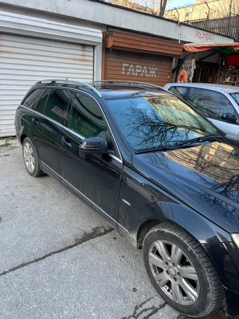 Mercedes-Benz C 200, снимка 3 - Автомобили и джипове - 52913164