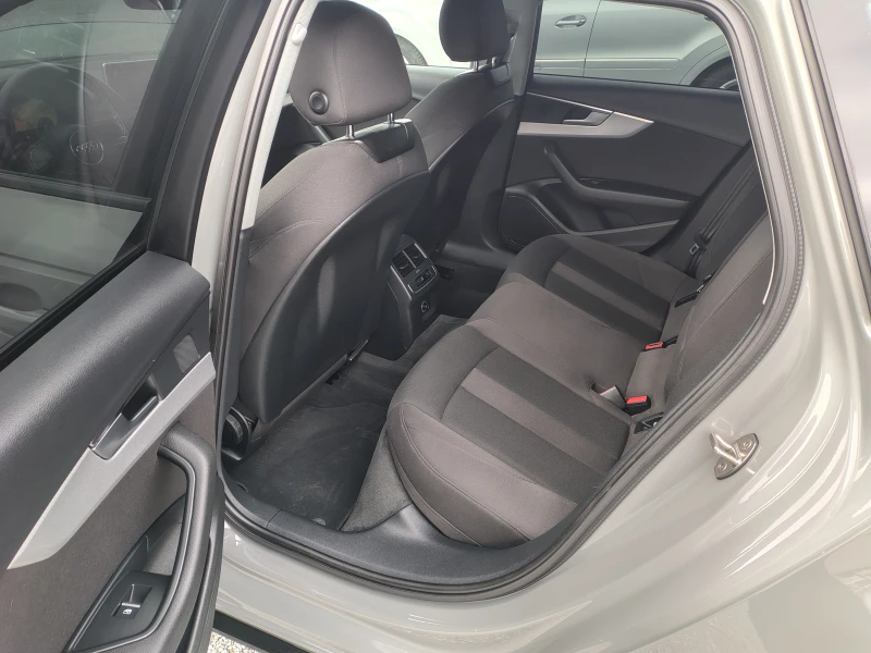 Audi A4 4.0 quattro, снимка 10 - Автомобили и джипове - 53085488