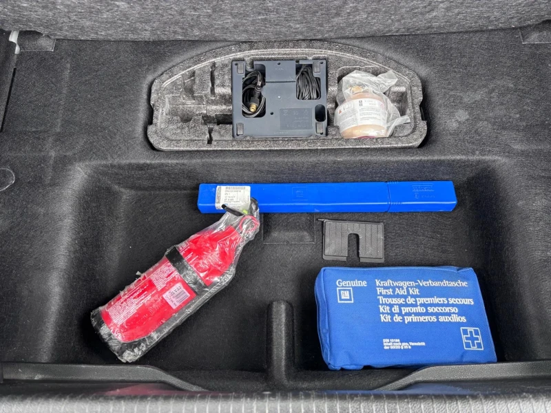 Opel Astra 1.4 100hp EcoTec Euro5A, снимка 14 - Автомобили и джипове - 53600348