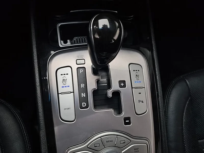 Hyundai Genesis 3.3, снимка 9 - Автомобили и джипове - 54618148
