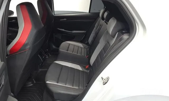 VW Golf GTI * DISTRONIC * ШИБИДАХ * , снимка 12 - Автомобили и джипове - 55393717