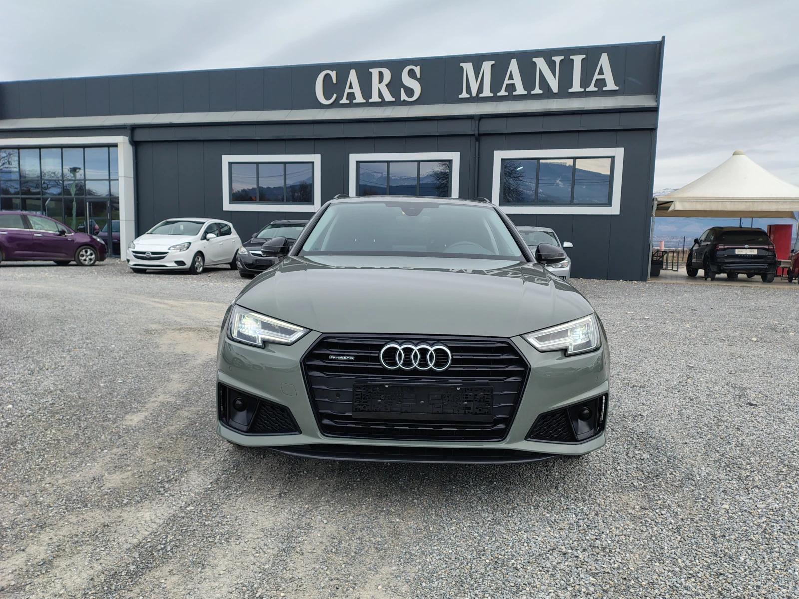 Audi A4 4.0 quattro, снимка 1