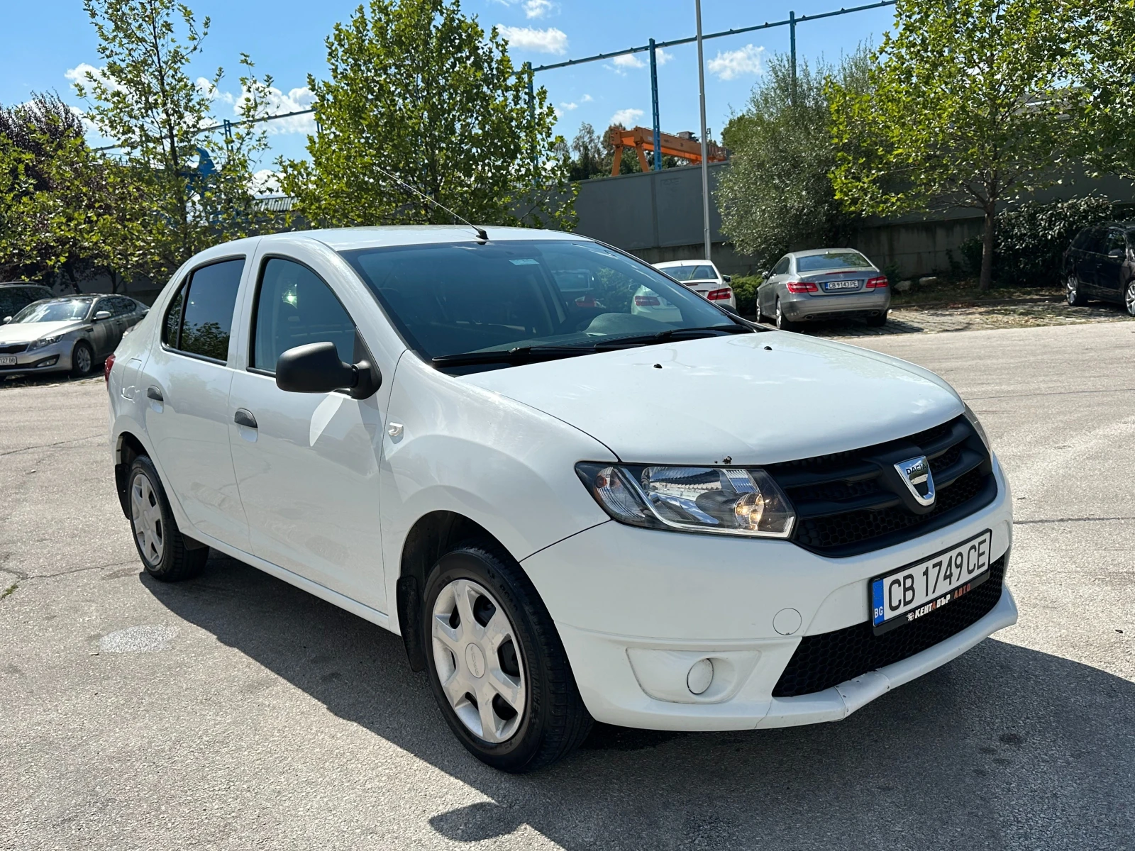 Dacia Logan 1.2i Газов инжекцион  - изображение 6