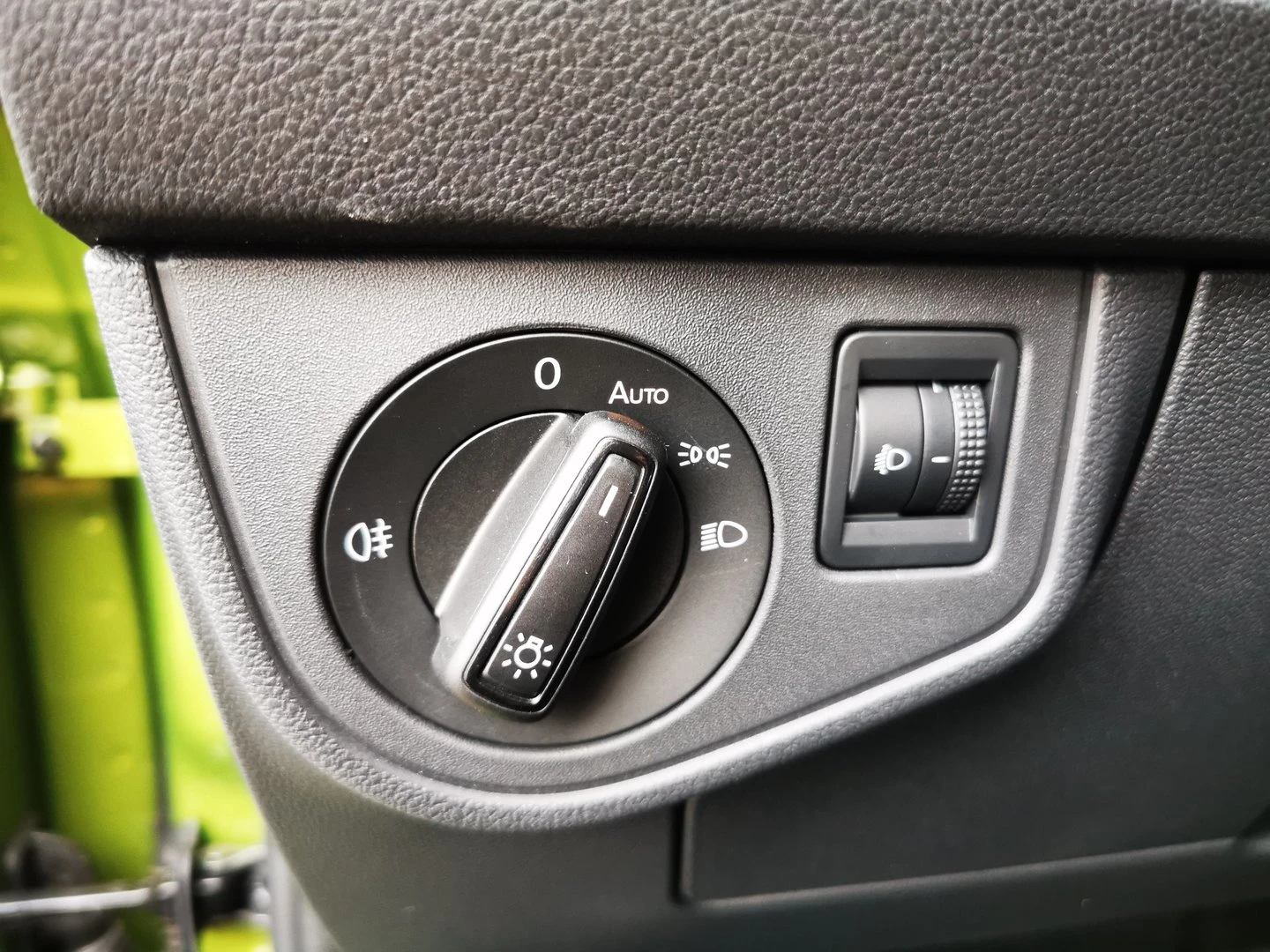 VW Taigo 1.0 LIFE DSG 85kw | Mobile.bg � ����������� 12