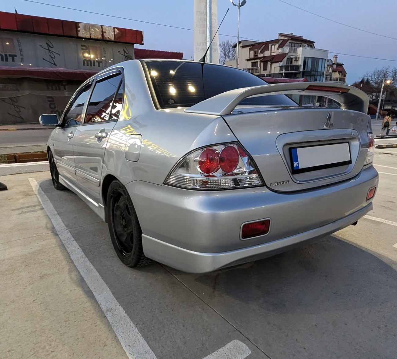 Mitsubishi Lancer 2.0 - изображение 3