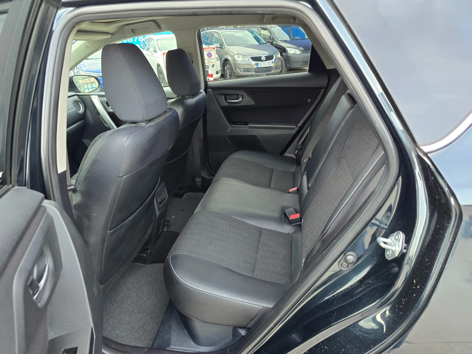 Toyota Auris 1.8 HYBRID/99ps-PANORAMA-FULL | Mobile.bg — изображение 12