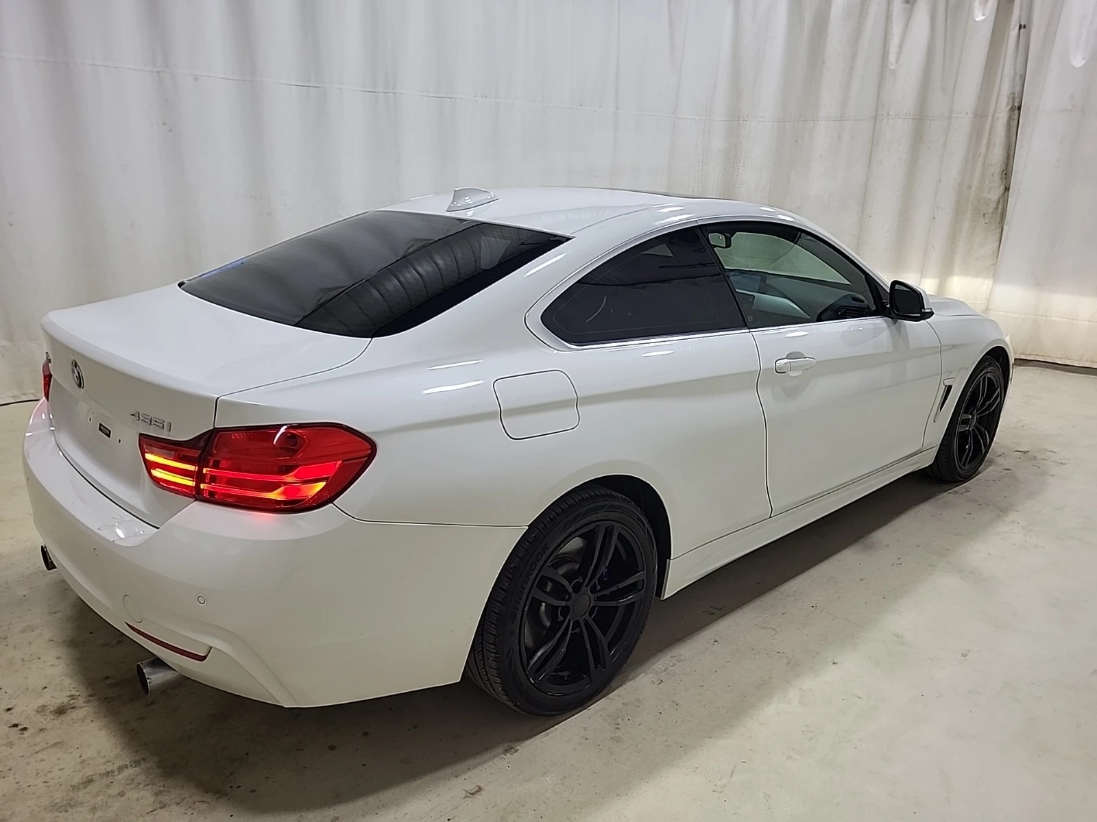 BMW 435 xDrive * ЦЕНА ДО БЪЛГАРИЯ * (CARFAX) - изображение 5
