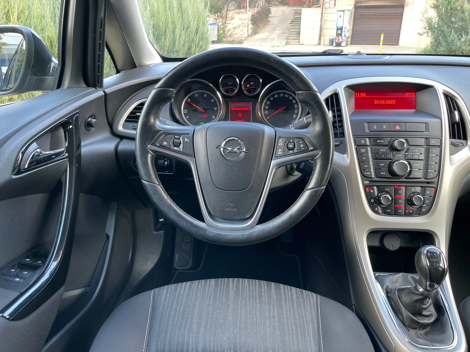 Opel Astra 1.7CDTI* 110* 2012год. - изображение 10