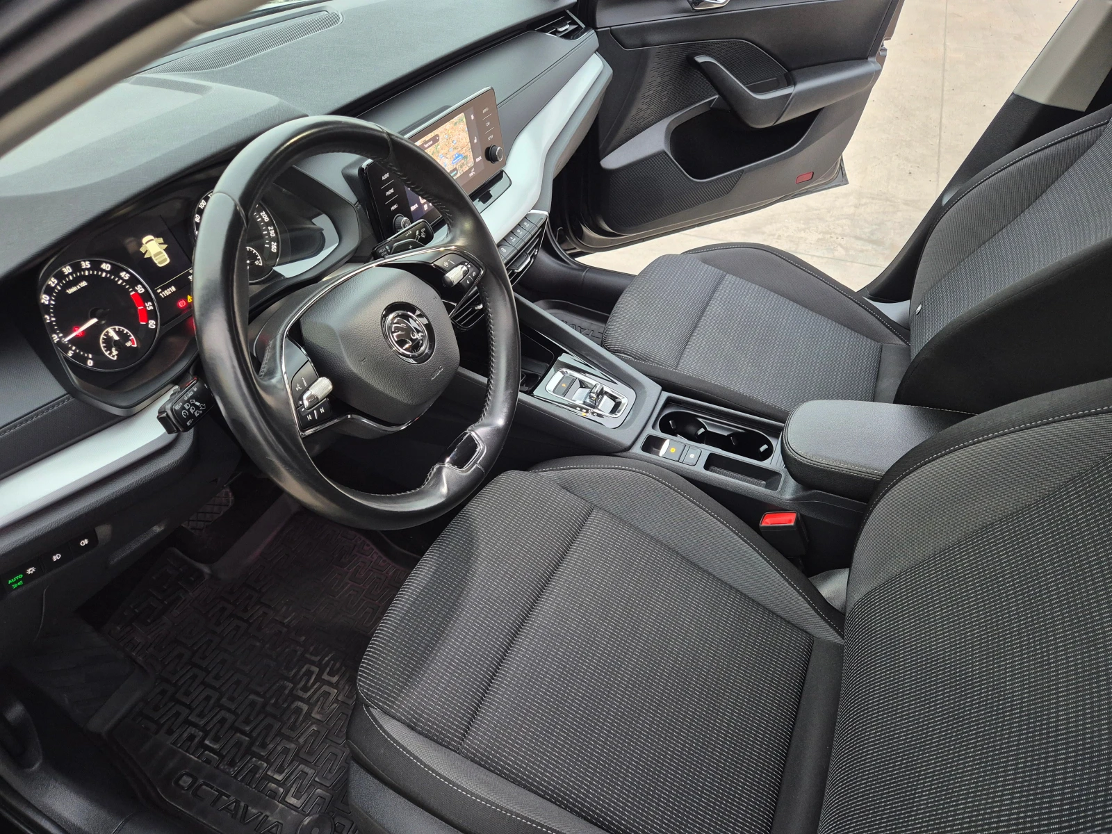 Skoda Octavia --2.0-A/T-150 | Mobile.bg   13