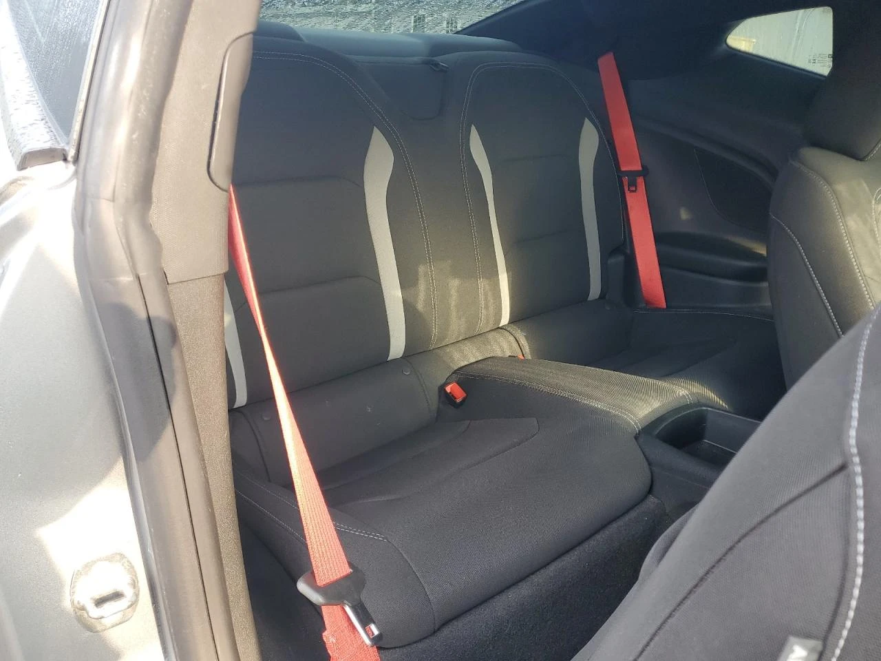 Chevrolet Camaro LS - изображение 10