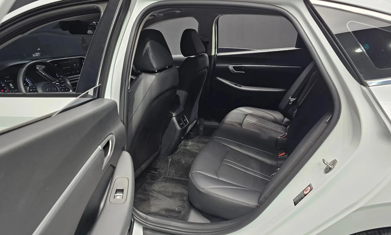 Hyundai Sonata (Dn8) 2.0 Lpg (Rental Car) Style | Mobile.bg   11