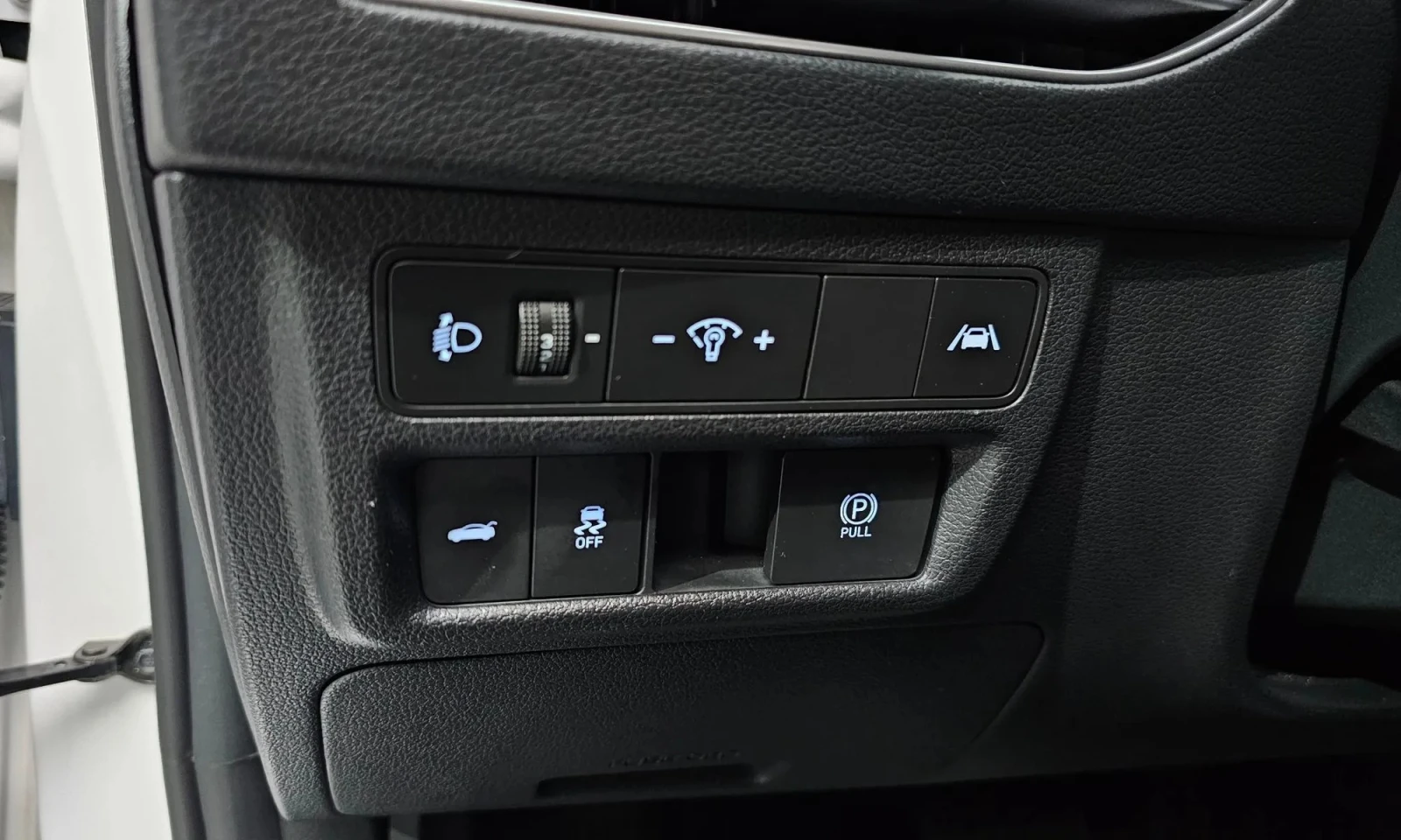 Hyundai Sonata (Dn8) 2.0 Lpg (Rental Car) Style | Mobile.bg   15