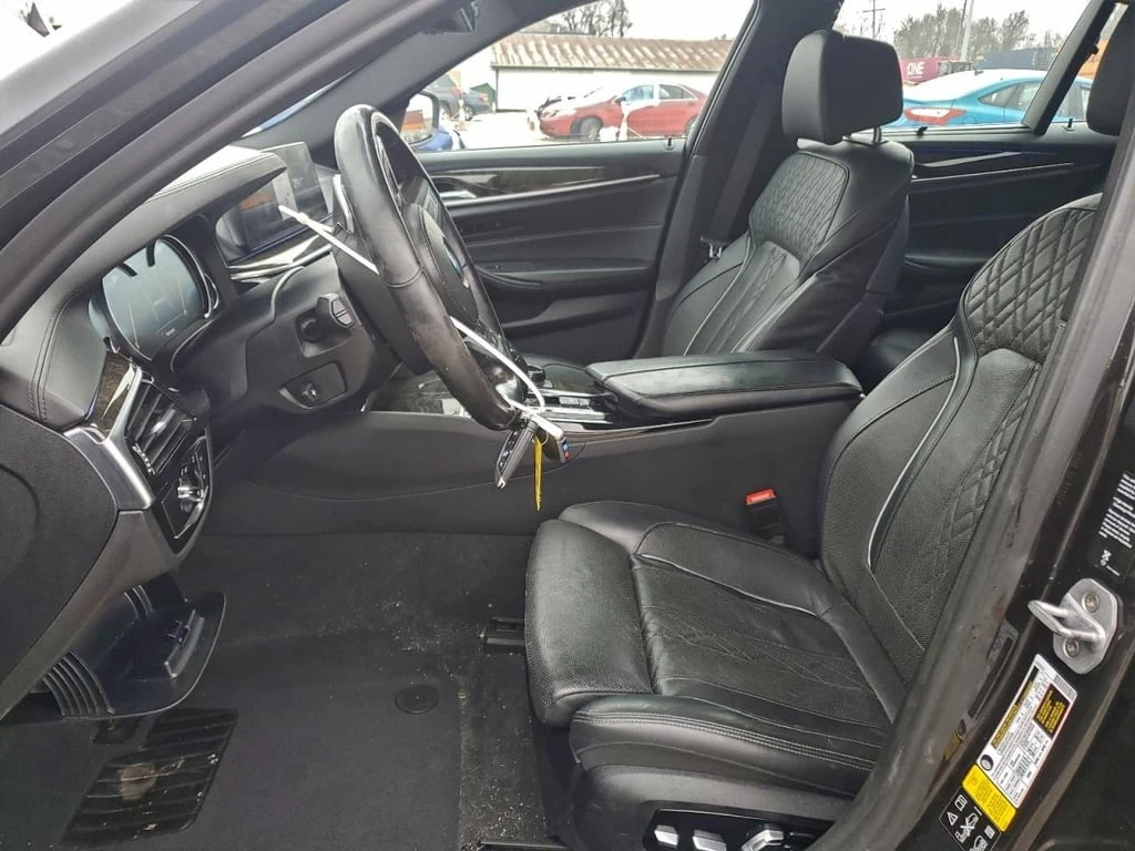 BMW 550 * M550XI * * CARFAX *    | Mobile.bg   7