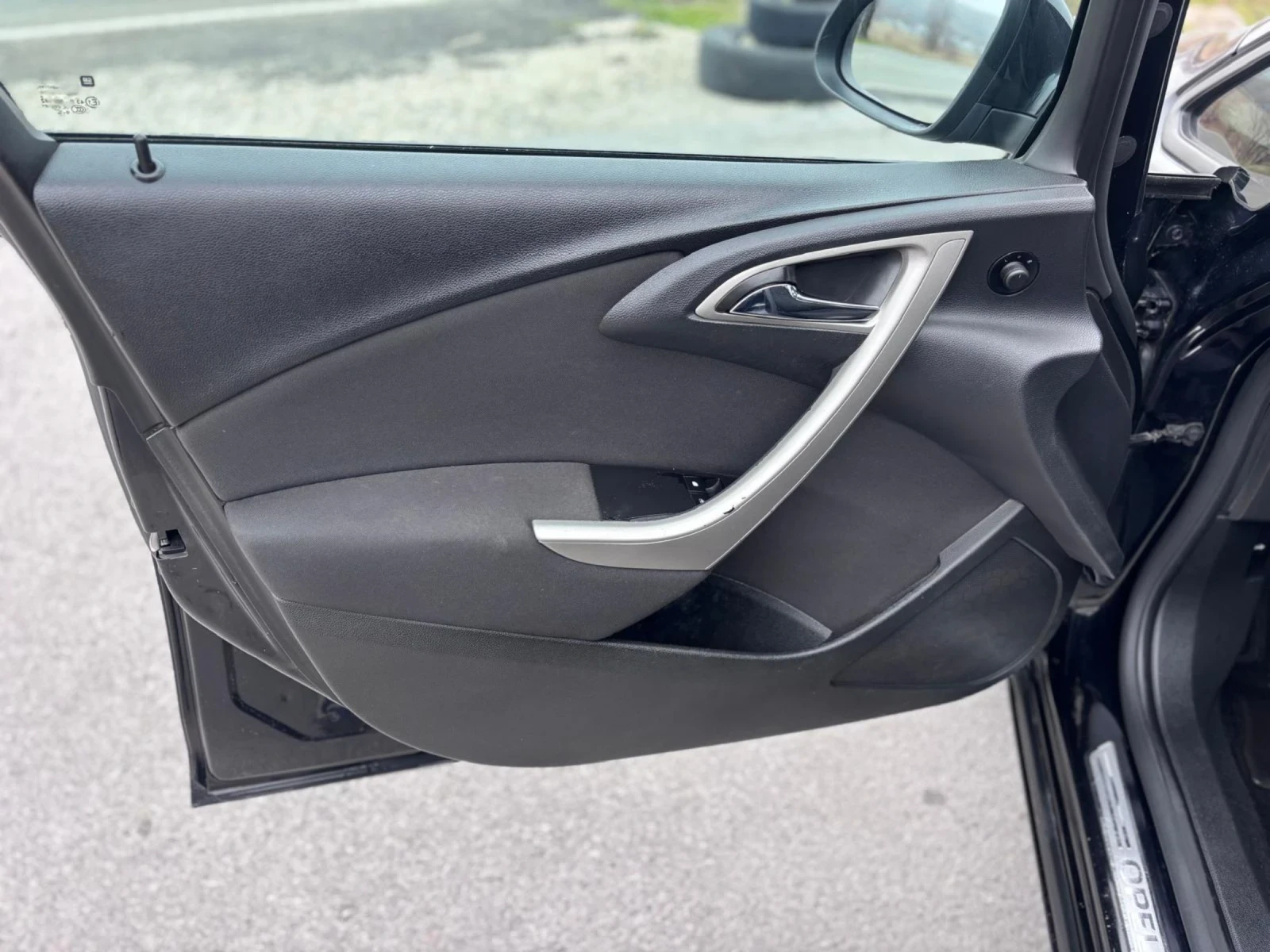 Opel Astra 1.4 100hp EcoTec Euro5A, снимка 12 - Автомобили и джипове - 53600348