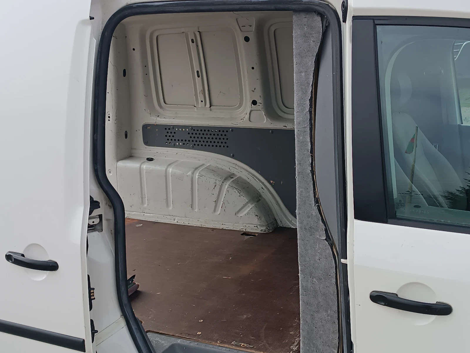 VW Caddy 1.9ТDIКЛИМА - изображение 10