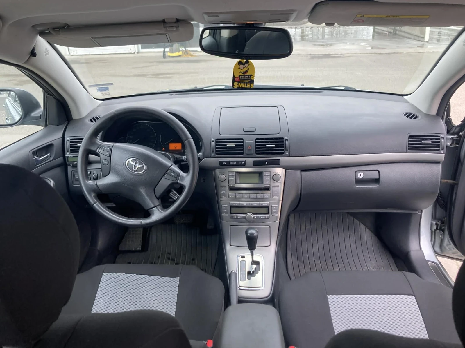 Toyota Avensis, снимка 9 - Автомобили и джипове - 53923398