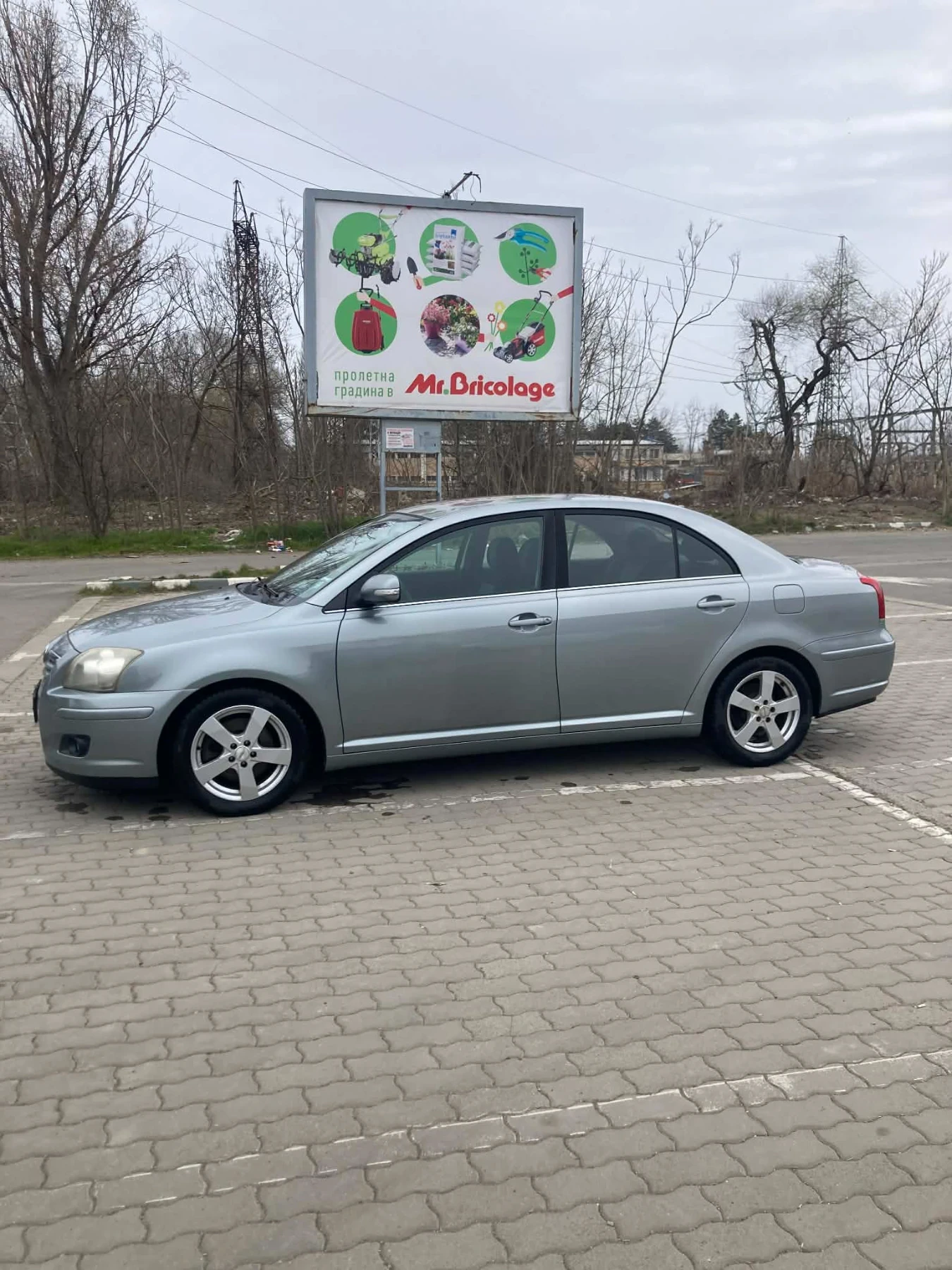 Toyota Avensis, снимка 3 - Автомобили и джипове - 53923398