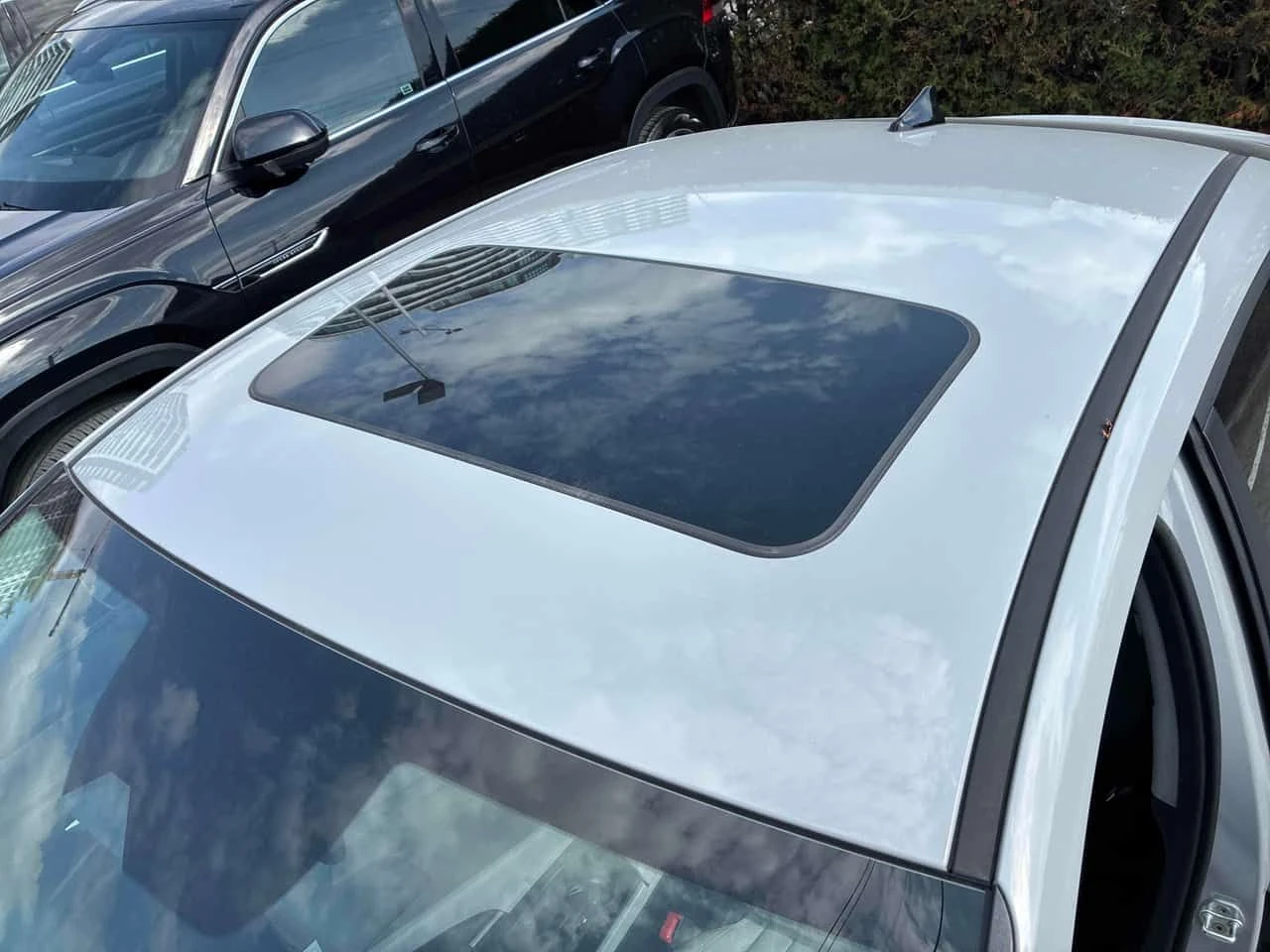 Hyundai Elantra * Ultimate * CARFAX * ���� �� �� | Mobile.bg � ����������� 16