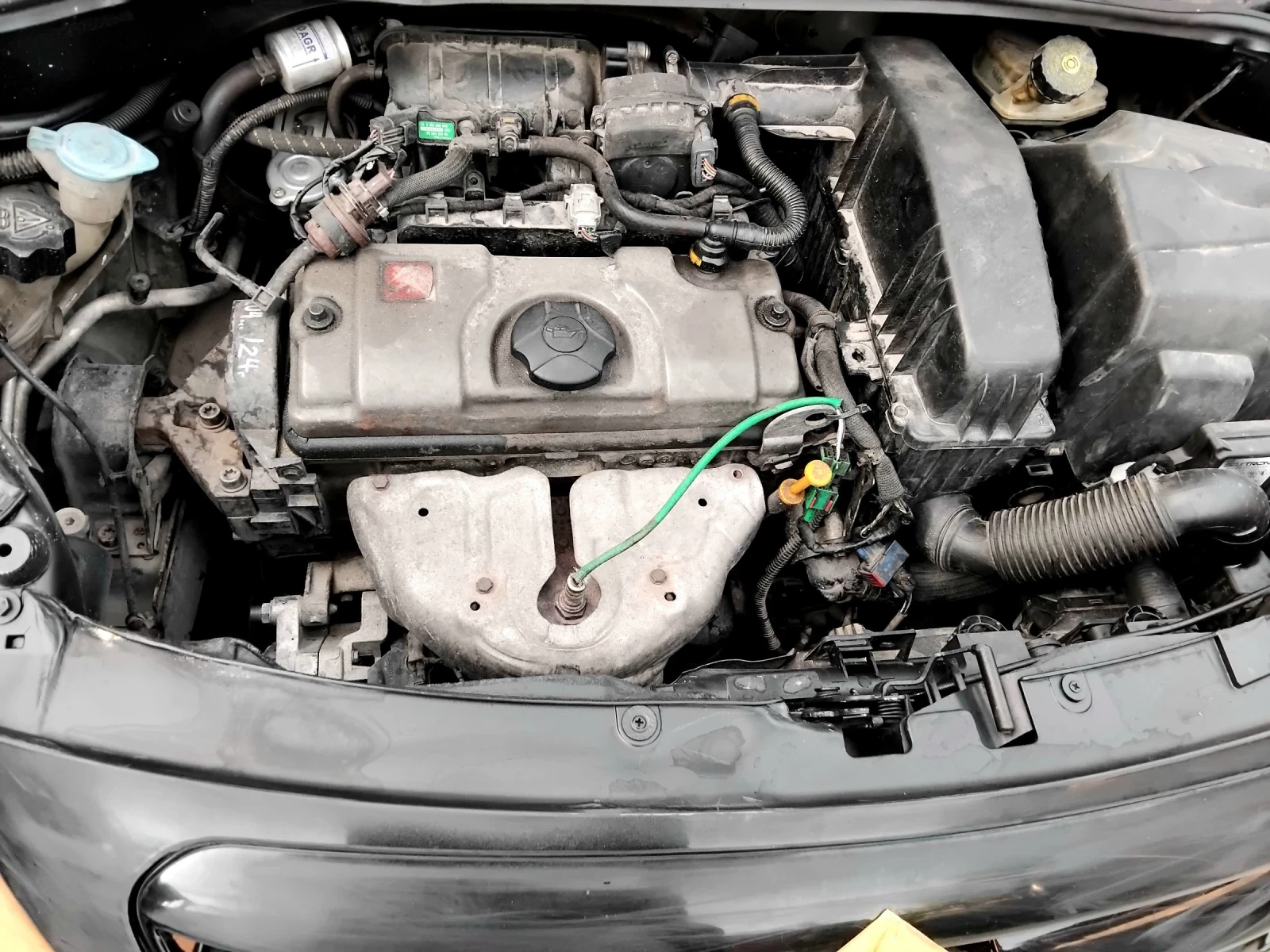 Citroen C3 1.4i.75k + КЛИМА + ГАЗОВ ИНЖЕКЦИОН. ЕXKLYZE, снимка 10 - Автомобили и джипове - 54637618