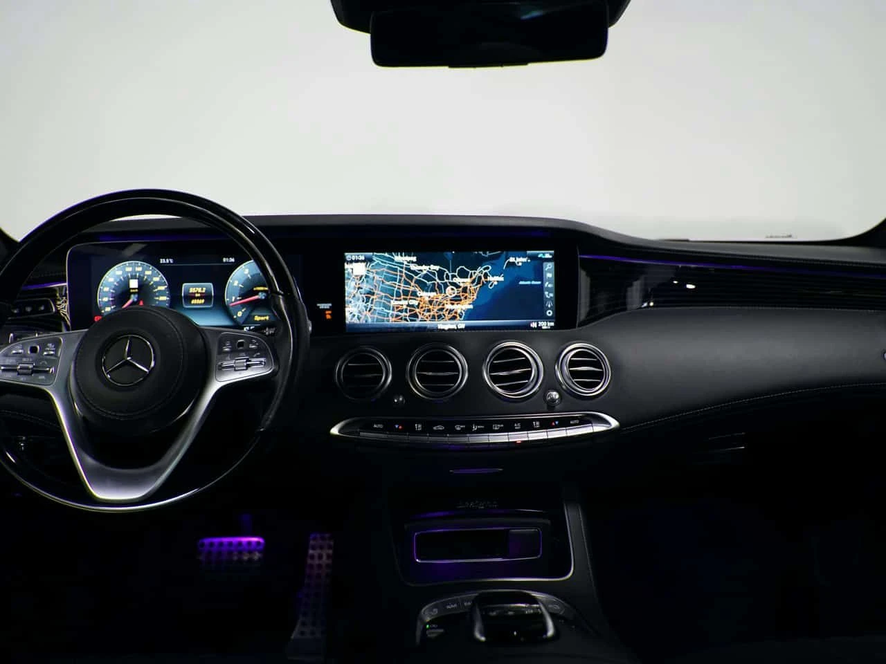 Mercedes-Benz S 560 * CARFAX * ЦЕНА ДО БГ, снимка 11 - Автомобили и джипове - 54742594