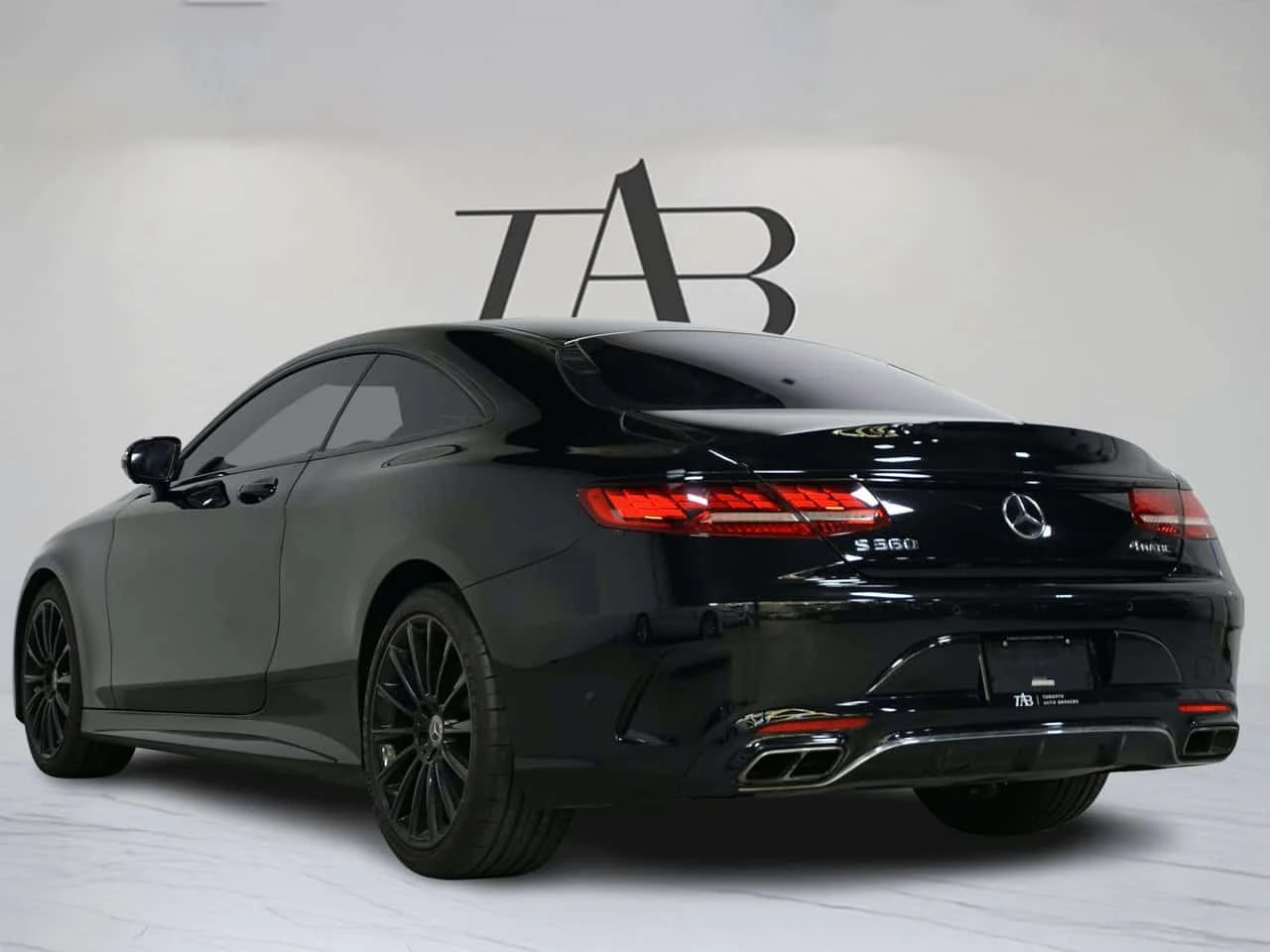 Mercedes-Benz S 560 * CARFAX * ЦЕНА ДО БГ, снимка 4 - Автомобили и джипове - 54742594