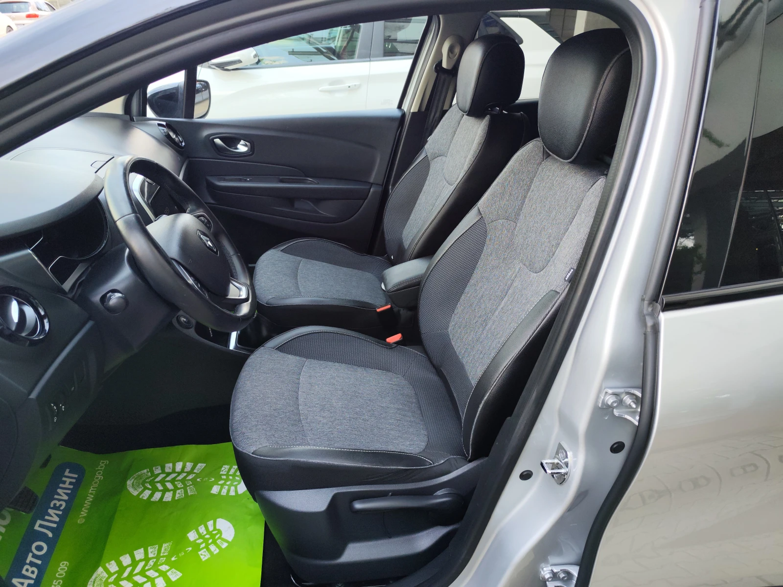 Renault Captur 1.3  SPORT. 37500km, снимка 8 - Автомобили и джипове - 55223954