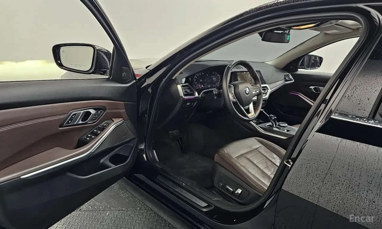 BMW 320 * 320i Luxury * CARFAX * ЦЕНА ДО БГ, снимка 10 - Автомобили и джипове - 55550619