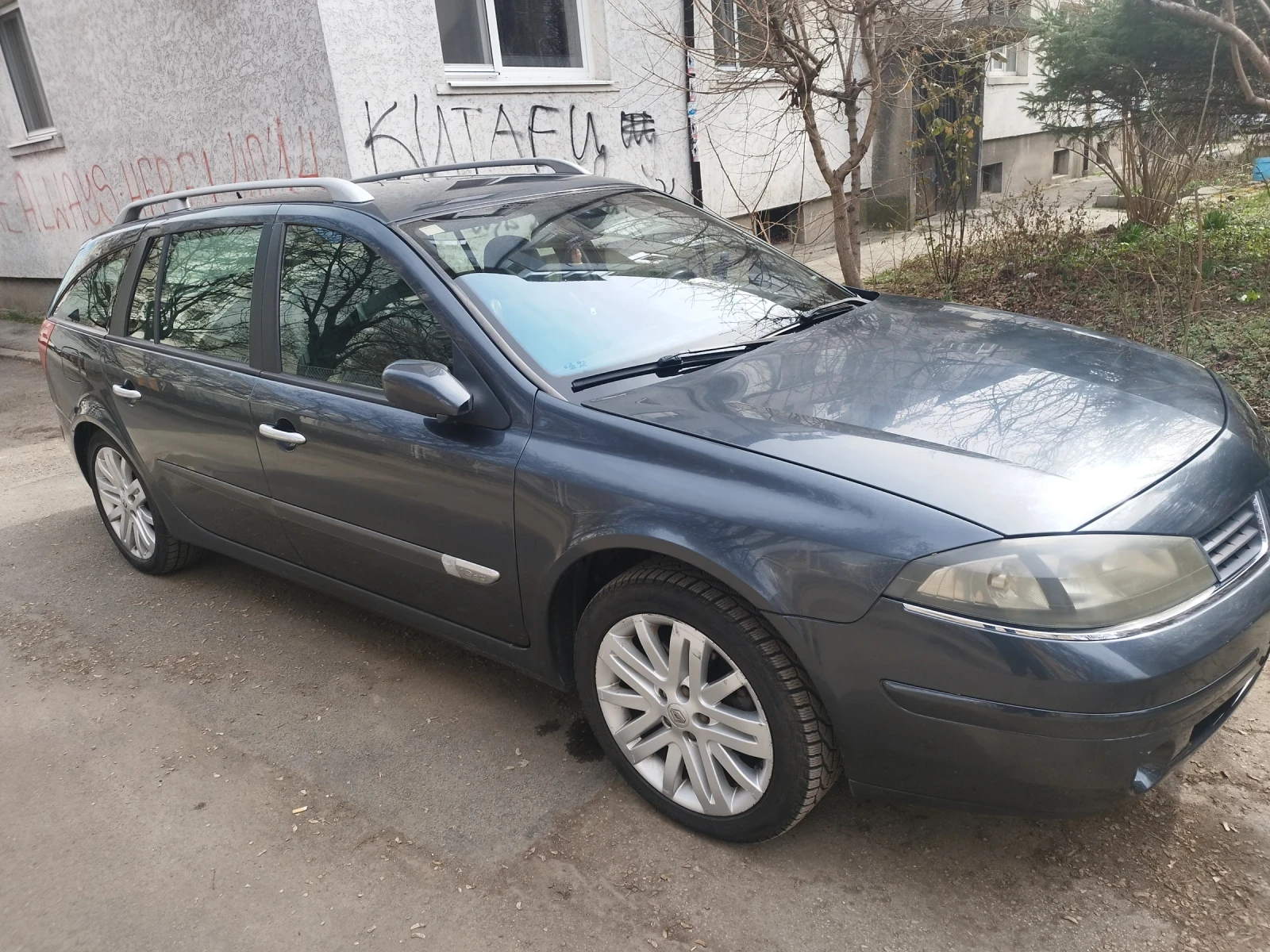 Renault Laguna, снимка 2 - Автомобили и джипове - 55611313